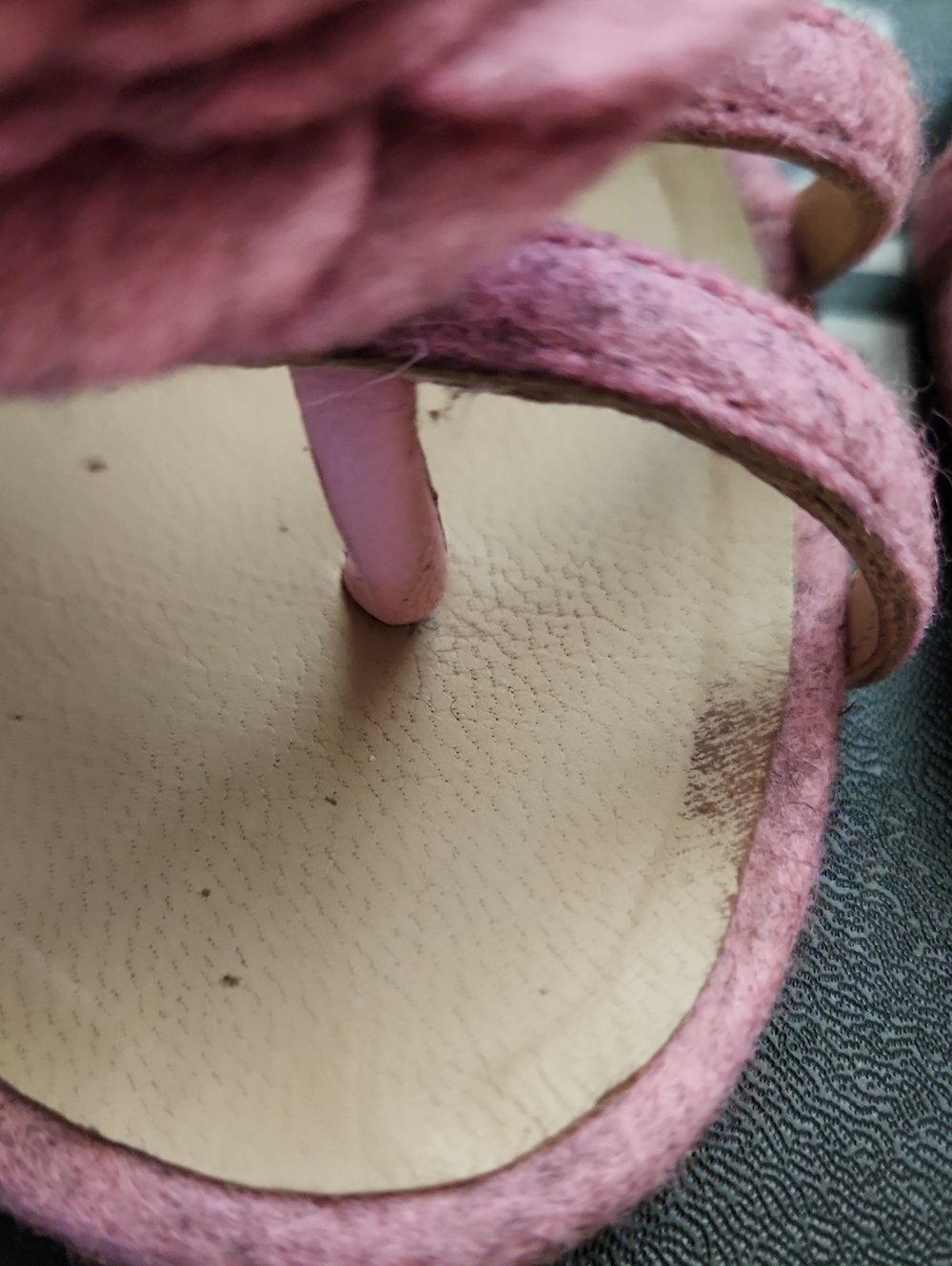 Chanel Chine Felt Pink Sandals Size 40 ( US 10) - Picture 8 of 14